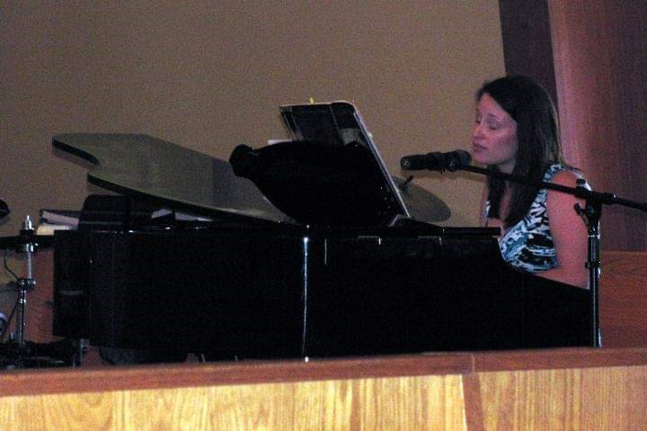 Erin Summers piano teacher