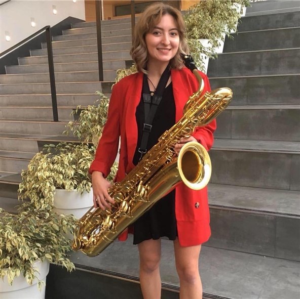 Tori Mittelholtz saxophone teacher